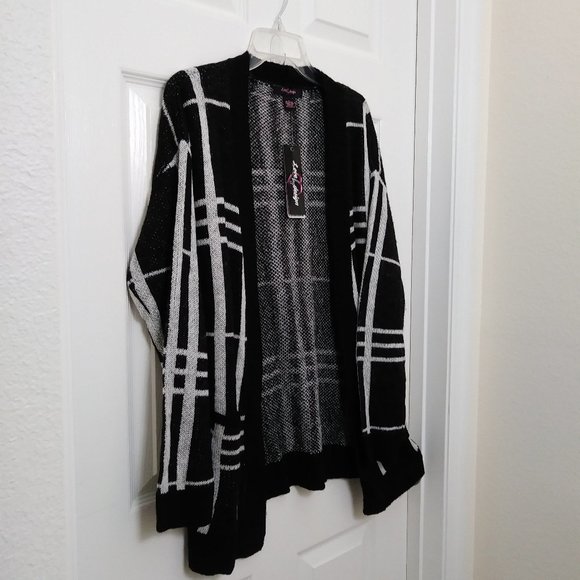 Love By Design Sweaters - Soft Large Black White Cardigan Sweater
